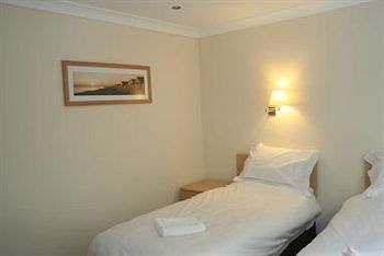 Clifton Lodge Hotel ไฮวิคัมบ์ ภายนอก รูปภาพ